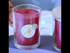 شمع معطر پارچ شیشه ای وزن موم 380 گرمی با درب چوبی