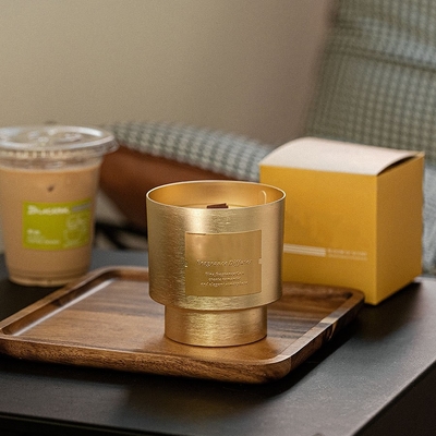 AROMA HOME سفارشی برچسب خصوصی منحصر به فرد Wood Wick شمع شیشه های فلزی با روکش طلا با موم سویا برای هدیه روز ولنتاین