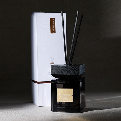 گلس بطری استیک عطر لوکس خانه عطر پخش کننده نی 500 میلی لیتری با جعبه بسته بندی