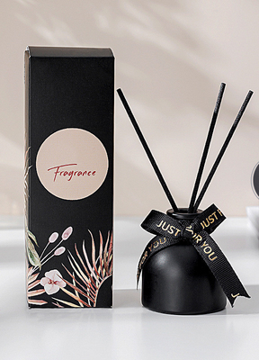 بطری شیشه ای 50 میلی لیتر عطر چوبی عطر لوکس خانه عطر های چوبی