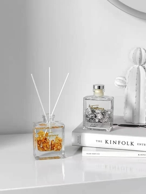 عطر کریسمس Cinnamon Reed Diffuser 120ml با فویل نقره ای طلایی