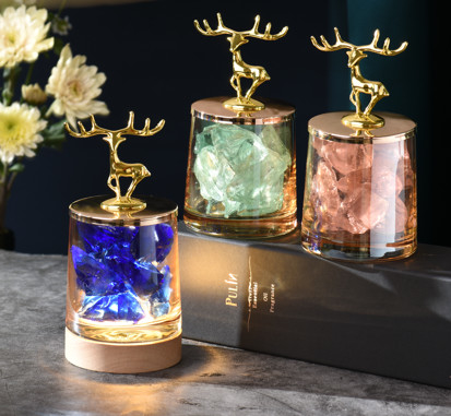 عطر 100 میلی لیتری سفارشی نچرال رید دیفیوزر اتاق با تزئینات آهوی تقلبی